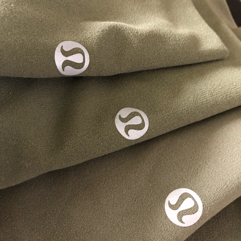 Lululemon Green Aligns Help!
